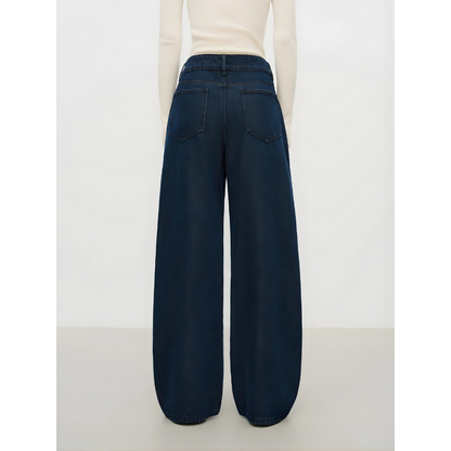 Loose Fit Scimitar Jeans