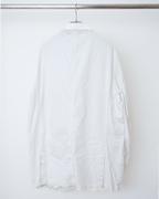 CALCÈLのPolo by Ralph Laurenオフホワイトの3ボタンジャケット、背面からの全体像