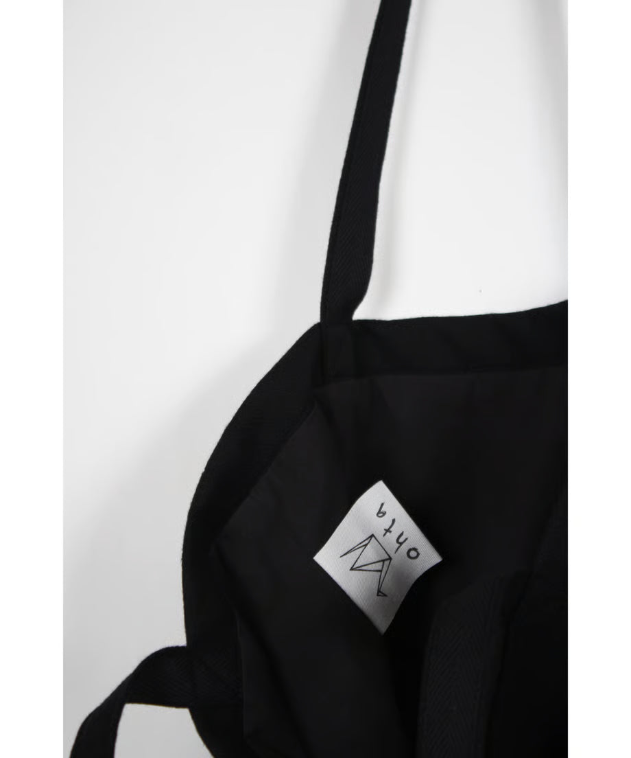 black ika bag